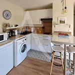 T2 Sur Zone Pietonne, A Quelques Pas Des Plages Apartman